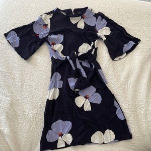 Ann Taylor floral kimono sleeve dress